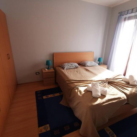 Apartment Lara روفينج المظهر الخارجي الصورة