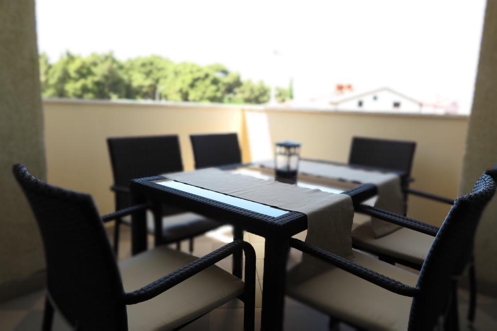 Apartment Lara روفينج المظهر الخارجي الصورة