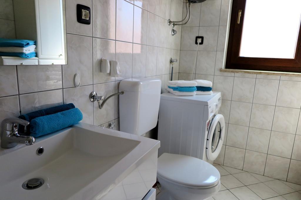 Apartment Lara روفينج المظهر الخارجي الصورة